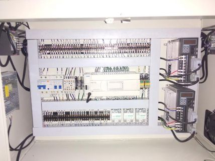 FFC finished product gluing control system